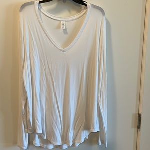 Old Navy/ V-Neck/ Long Sleeve/ Fitted Top